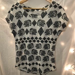 hipster-chic meets boho knit short sleeve top